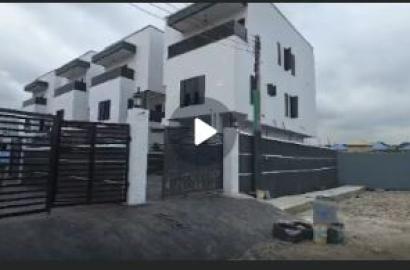 FOR SALE! 4-bedroom semi-detached duplex with bq at Opebi-Ikeja, Lagos📍 Size: 220sqm Title: C of O Price: #450m