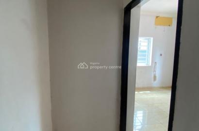 1 bedroom mini flat (room and parlour) for rent