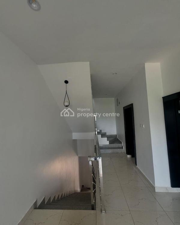 4 bedroom terraced duplex for sale