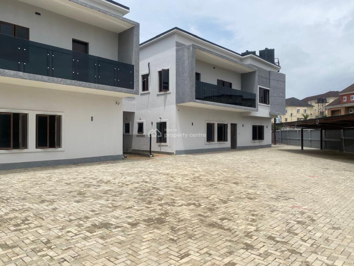 10 bedroom detached duplex for sale