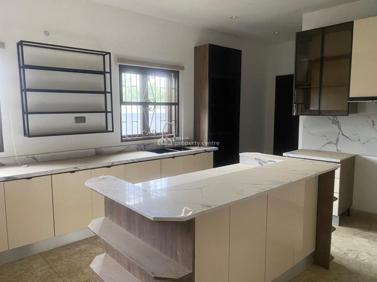10 bedroom detached duplex for sale