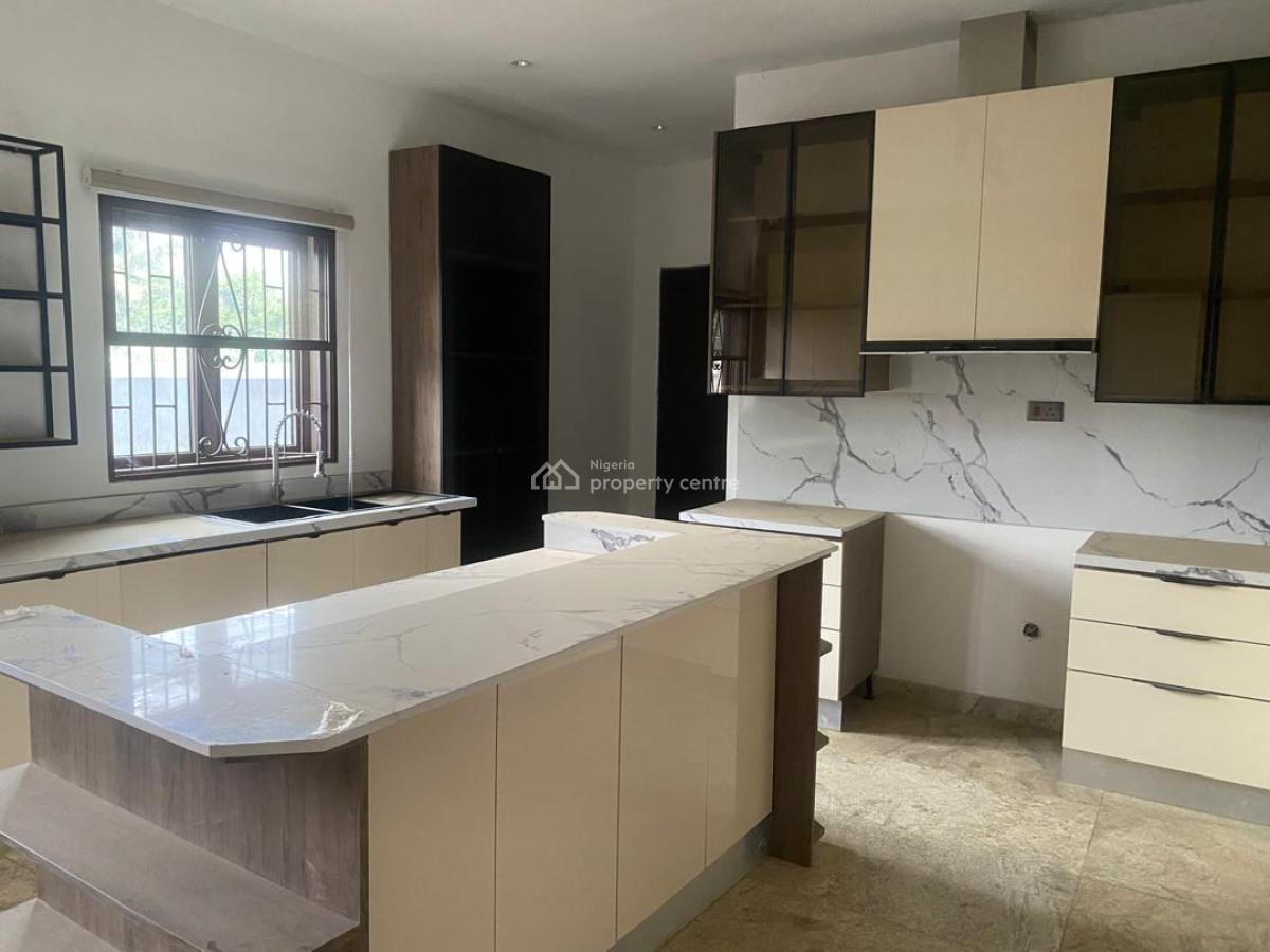 10 bedroom detached duplex for sale