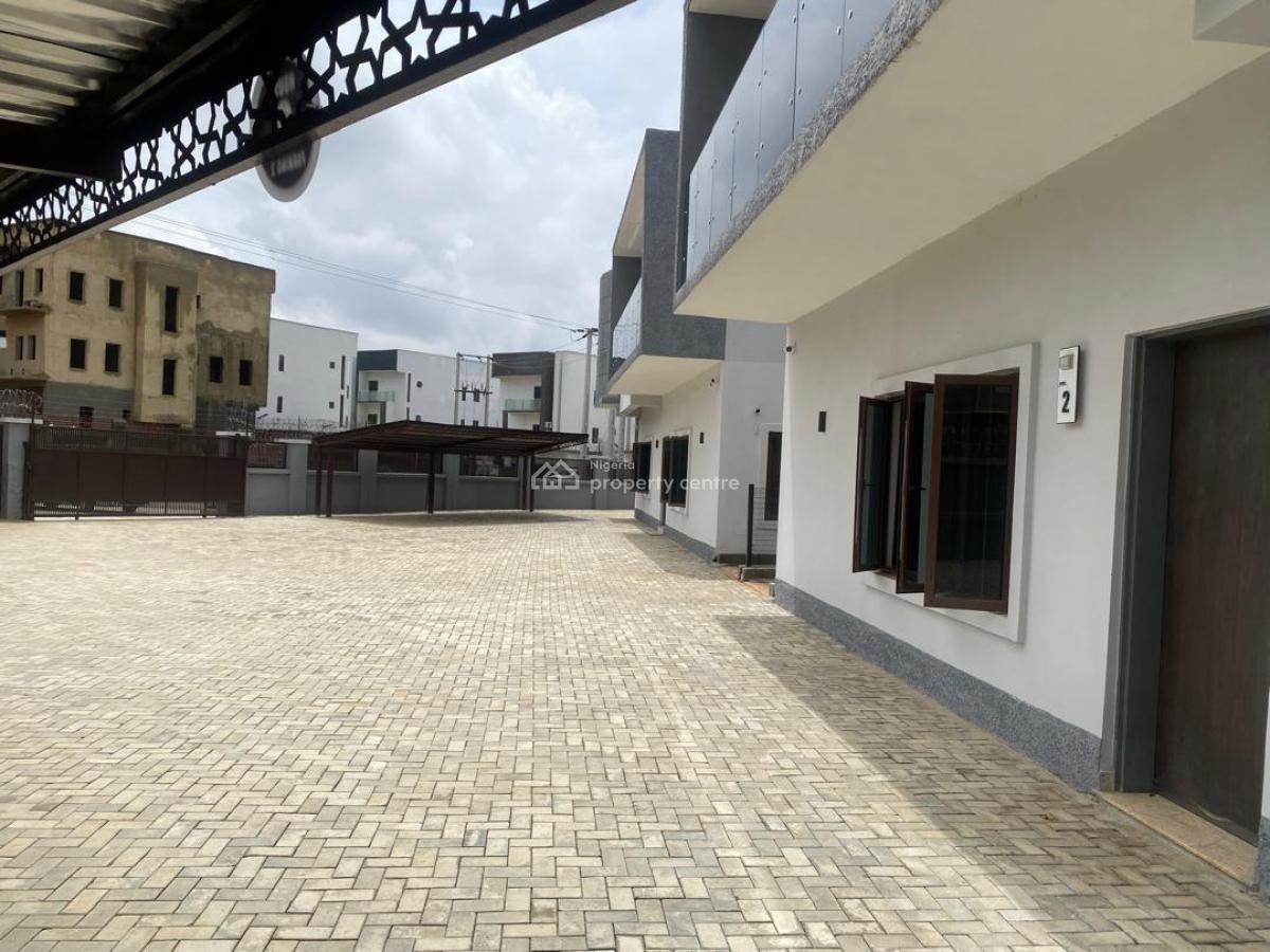 10 bedroom detached duplex for sale