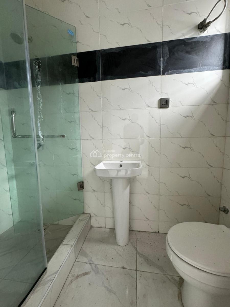4 bedroom semi-detached duplex for sale