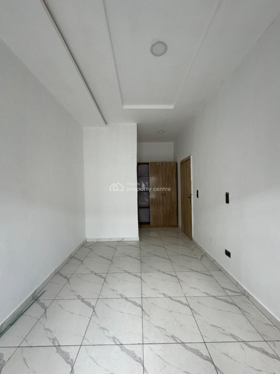 4 bedroom semi-detached duplex for sale
