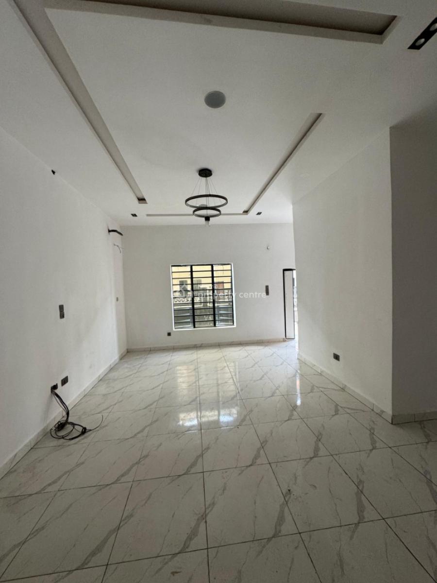 4 bedroom semi-detached duplex for sale