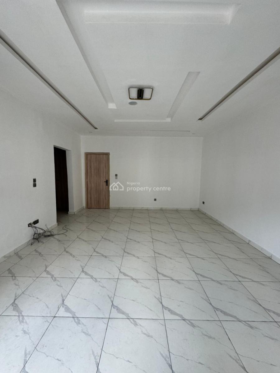 4 bedroom semi-detached duplex for sale