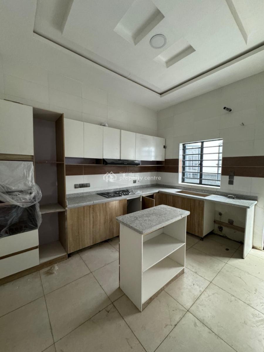 4 bedroom semi-detached duplex for sale