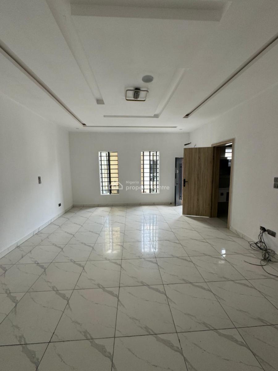 4 bedroom semi-detached duplex for sale