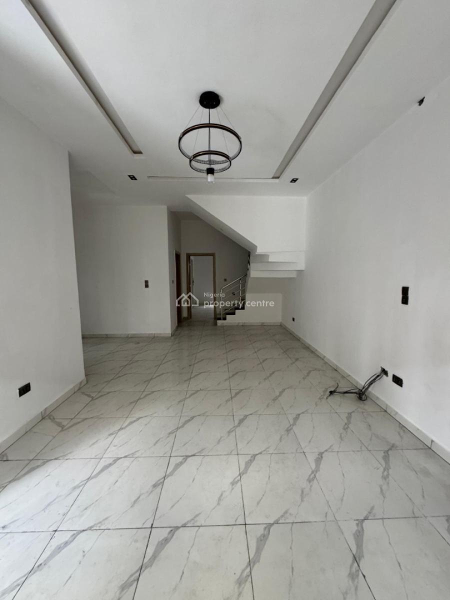 4 bedroom semi-detached duplex for sale