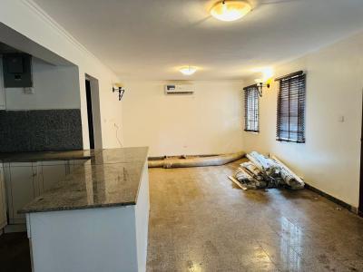 Exquisitely Serviced 2 Bedroom Apartment