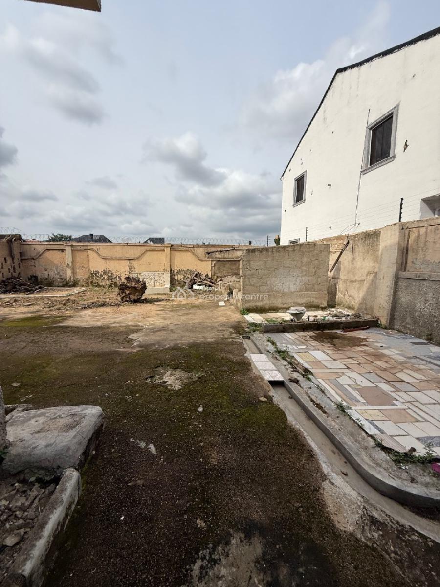 4 Bedroom Semi Detached Duplex With Spacious Compound