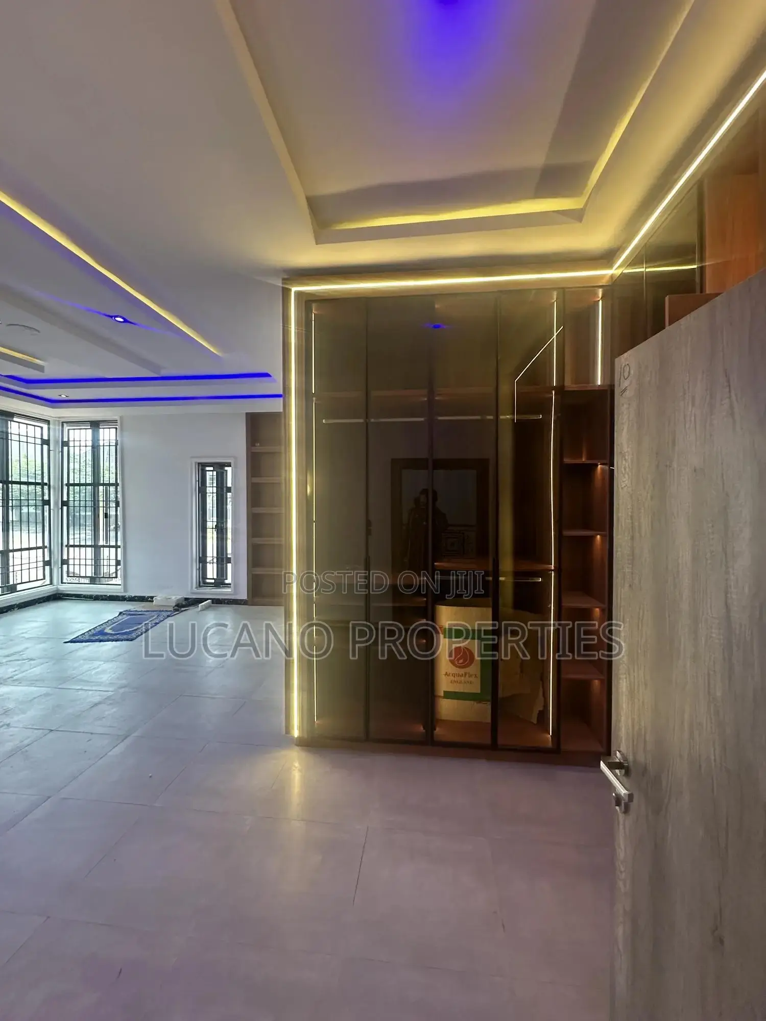 6bdrm Duplex in Guzape Main for sale