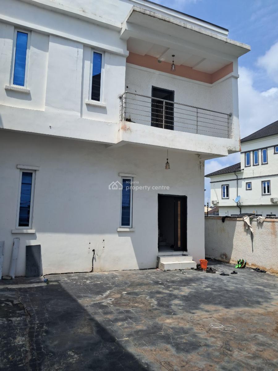 Luxury 4 Bedroom Fully Detached Duplex
