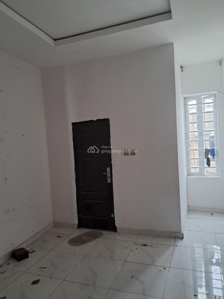 Luxury 4 Bedroom Fully Detached Duplex