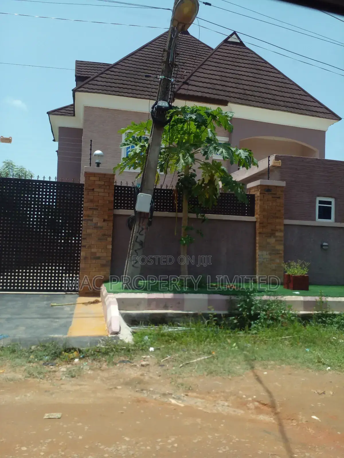 Furnished 4bdrm Townhouse/Terrace in Opic Estate, Isheri North for sale