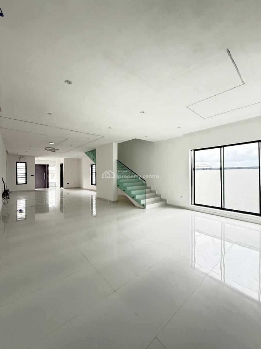 5 bedroom detached duplex for sale