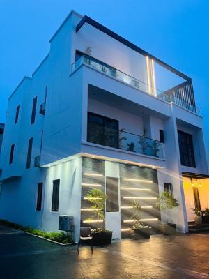 6 bedroom detached duplex for sale