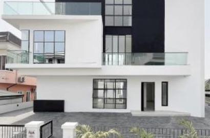 Gigantic 5 Bedroom Duplex With In-house Swimming Pool, Rooftop