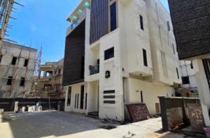 Beautifully Crafted 5-bedroom Fully Detached Duplex With An Elevator