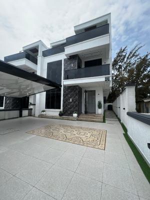 Gigantic 5 Bedroom Family Home Within A Prestigious Estate