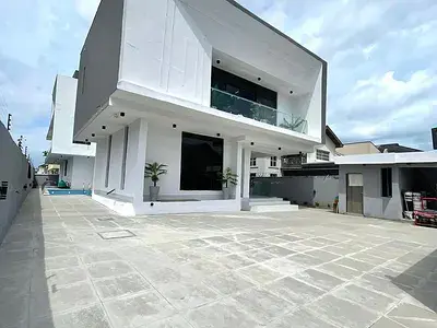 5 Bedroom Detached Duplex with BQ
