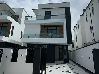 Detached duplex for sale  5 Bedroom Detached Duplex with Swimming Pool, BQ Chevron Toll Gate, Chevron, Lekki, Lagos