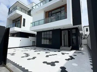 Detached duplex for sale  5 Bedroom Detached Duplex with Swimming Pool, BQ Chevron Toll Gate, Chevron, Lekki, Lagos