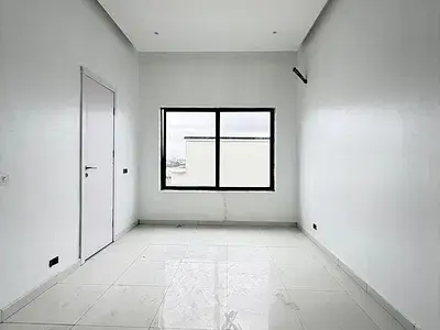Flat / apartment for sale  Value Driven 3 Bedroom Penthouse Apartment in an Estate Off Freedom Way, Lekki, Lagos