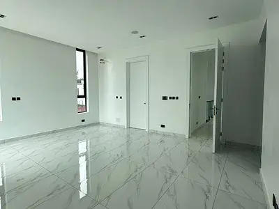 Detached duplex for sale  5 Bedroom Detached Duplex with Swimming Pool