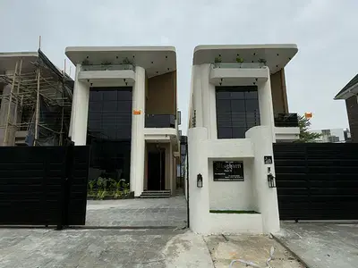 Detached duplex for sale  5 Bedroom Detached Duplex with Swimming Pool Chevron Tollgate, Lekki, Lagos