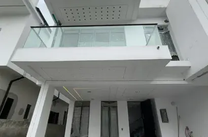 Terraced duplex for sale  4 Bedroom Terraced Duplex with BQ Chevron Tollgate, Lekki, Lagos