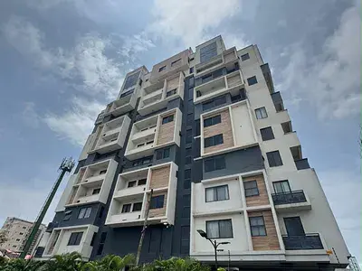 Terraced duplex for sale 4-Bedroom Penthouse with Boys' Quarters, Victoria Island (VI), Lagos