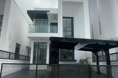 Detached duplex for sale  5 Bedroom Detached Duplex with BQ Hampton Lake Estate, Chevron, Lekki, Lagos