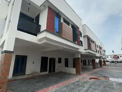 Terraced duplex for sale  4 Bedroom Terraced Duplex with BQ Within a Call to Access Estate in Orchid Road, Lekki, Lagos