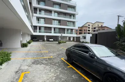 Flat / apartment for sale  3 Bedroom Maisonette with Swimming Pool, Gym Lekki Phase 1, Lekki, Lagos