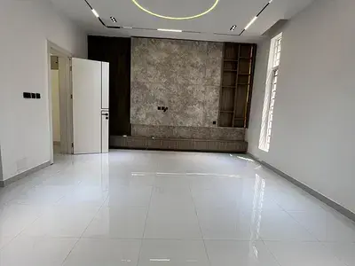 Detached duplex for sale  Upscale, Neatly Executed 5 Bedroom Detached Duplex with Pool Lekki, Lagos