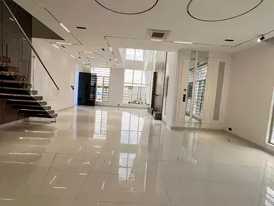 Detached duplex for sale  Upscale, Neatly Executed 5 Bedroom Detached Duplex with Pool Lekki, Lagos