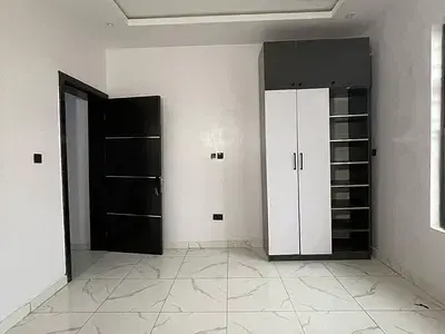 Flat / apartment for sale  2 Bedroom Luxurious Apartment with Gym Ajah, Lagos