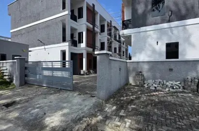 Terraced duplex for sale  Premium 4 Bedroom Terraced Duplex with BQ Osapa, Lekki, Lagos