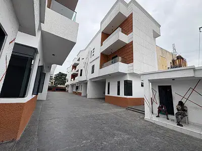 Semi-detached duplex for sale  Best Buy 4 Bedroom Semi Detached Duplex+ Pool Osapa, Lekki, Lagos