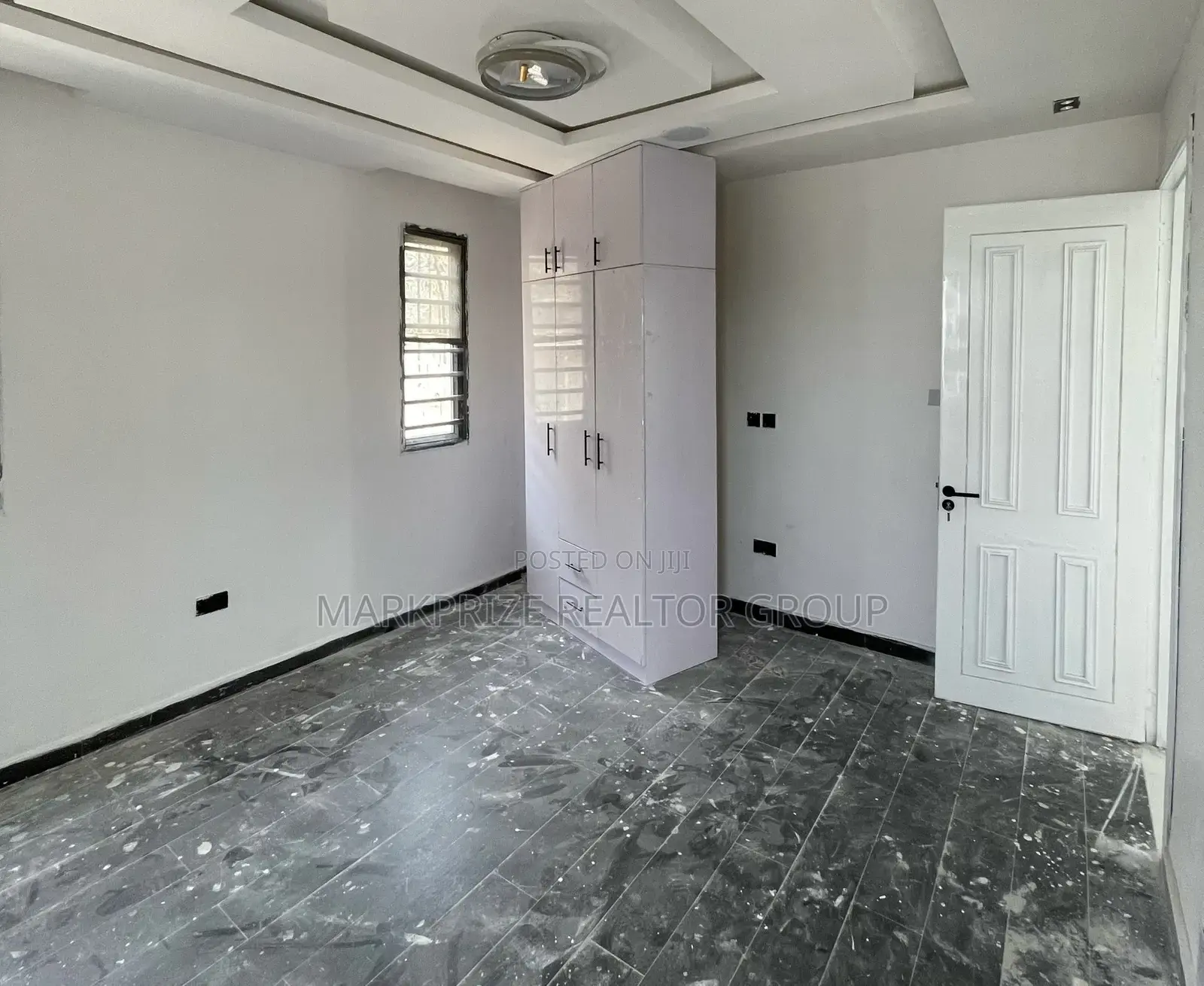 5bdrm Duplex in Lekki County Homes for sale