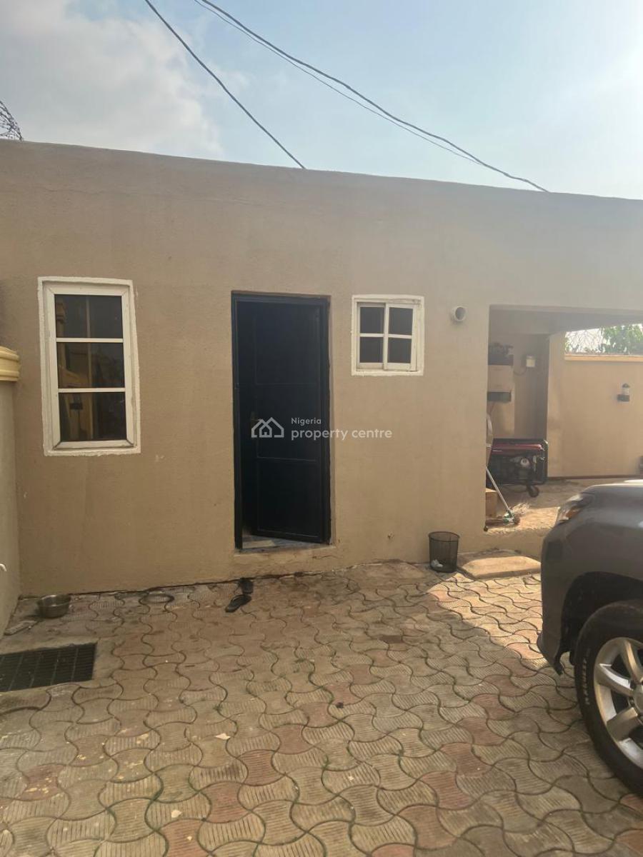 4 bedroom detached duplex for sale