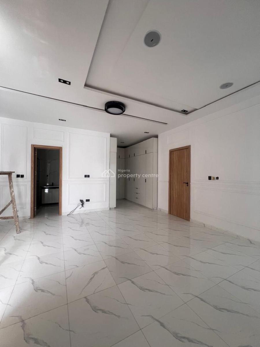 4 bedroom semi-detached duplex for sale