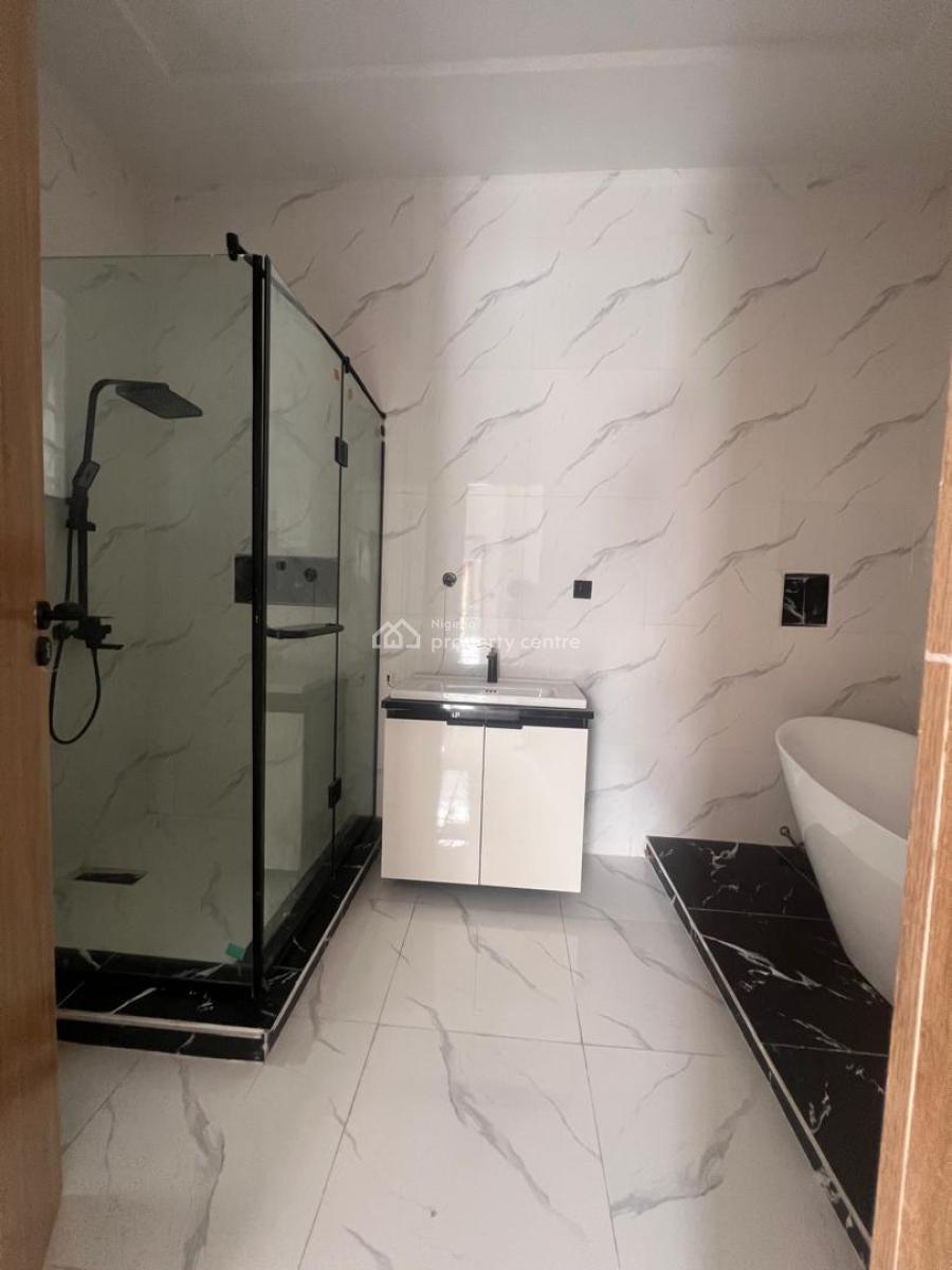 4 bedroom semi-detached duplex for sale