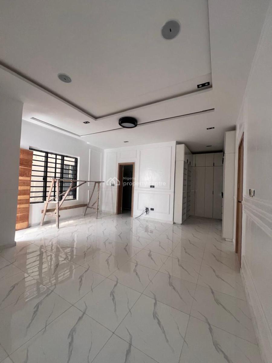 4 bedroom semi-detached duplex for sale