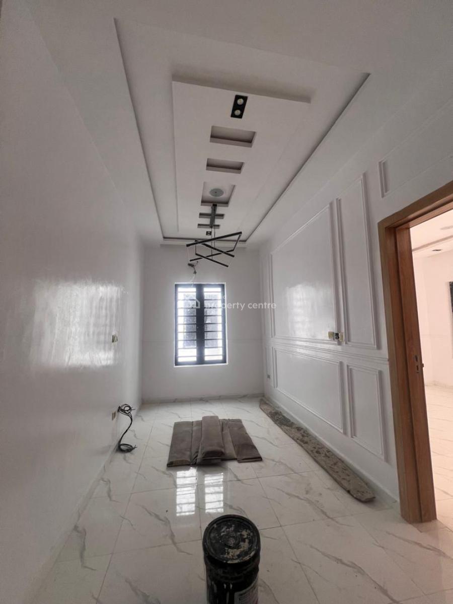 4 bedroom semi-detached duplex for sale