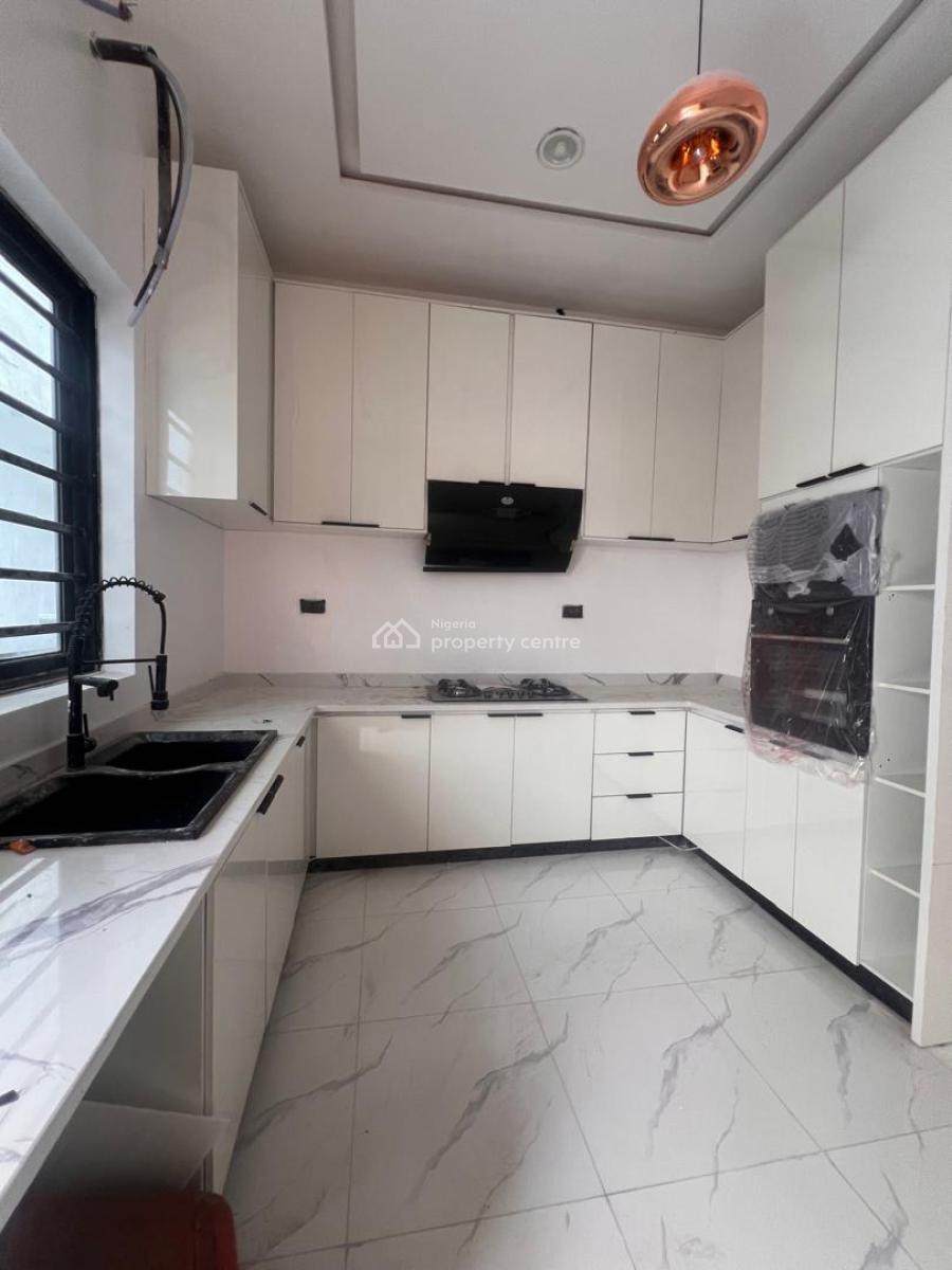 4 bedroom semi-detached duplex for sale