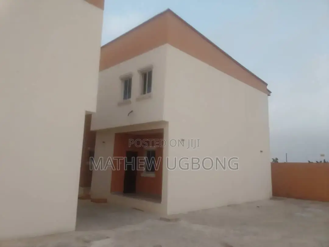 2bdrm Townhouse/Terrace in Oasis, Abijo for sale