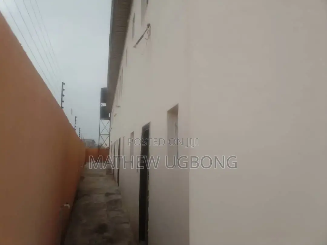 2bdrm Townhouse/Terrace in Oasis, Abijo for sale